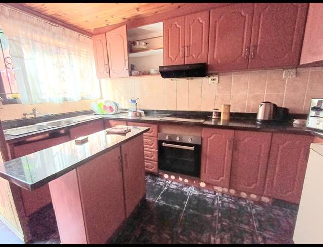 2 BEDROOM HOUSE FOR SALE IN STONEBRIDGE